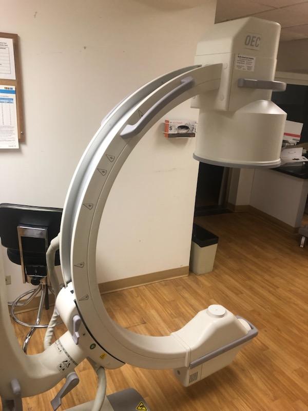 GE OEC 9800 plus c-arm