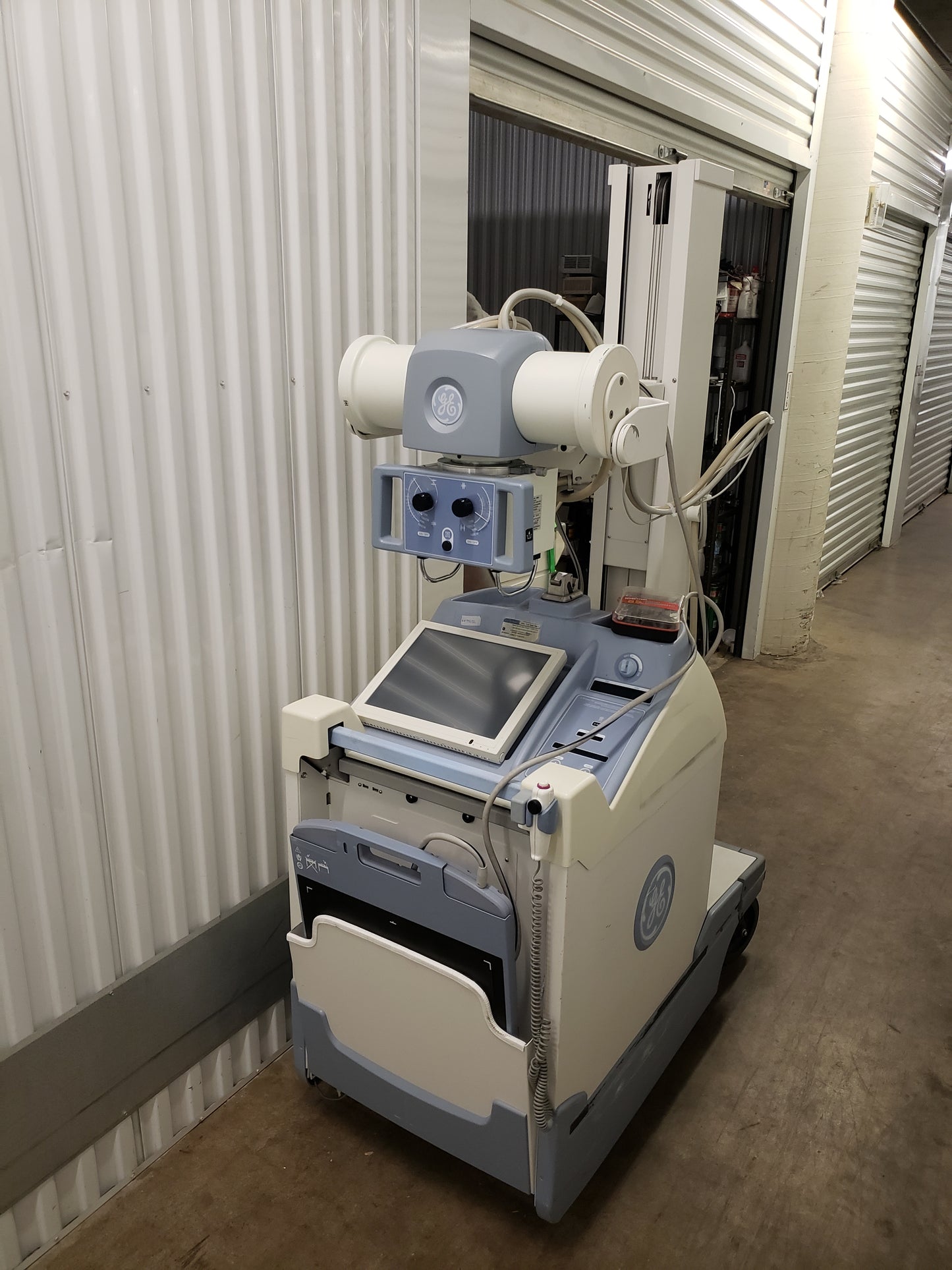 digital mobile x-ray machine ge amx 700